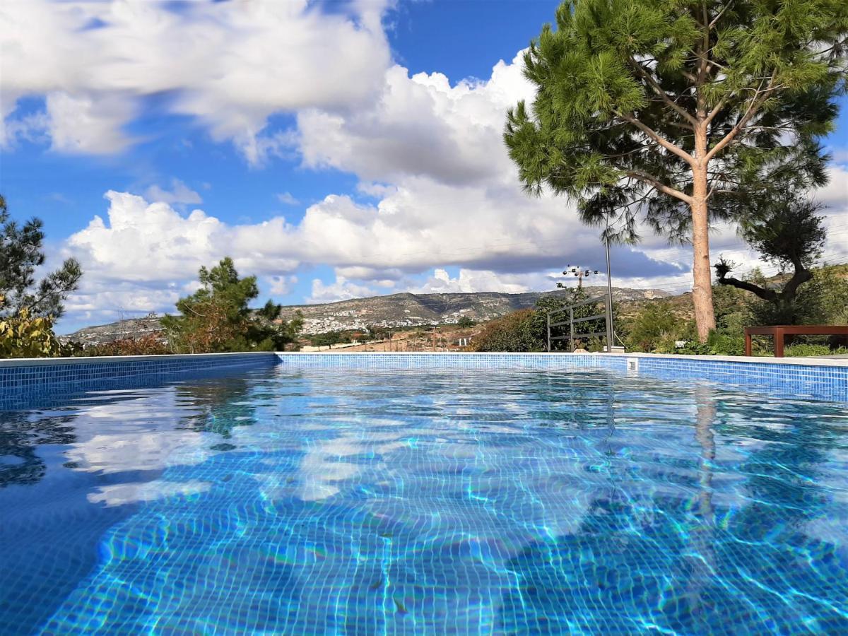 Villa Gavriel - Peyia Villa With Breathtaking Sea View, Peyia Villa With Private Pool, Secluded, Huge Outdoor Space, Mountain Views Екстериор снимка